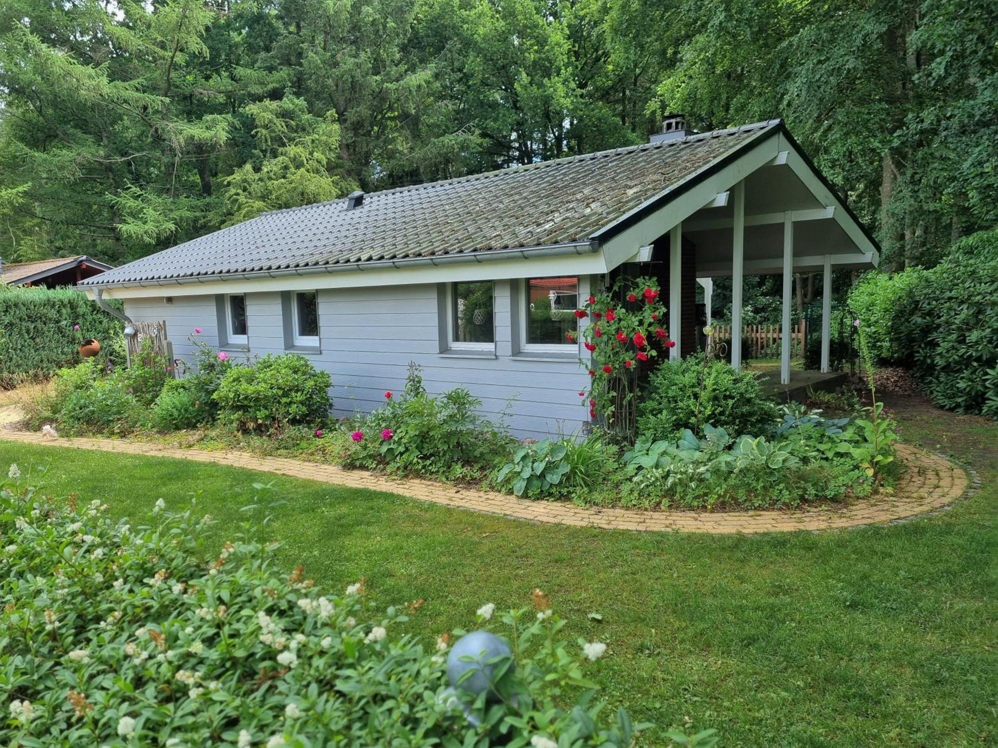 Ferienhaus Paulsen - Gemuetliches Haeuschen Mit Vollstaendig Eingezaeuntem Garten Und Kamin Silberstedt Exterior foto